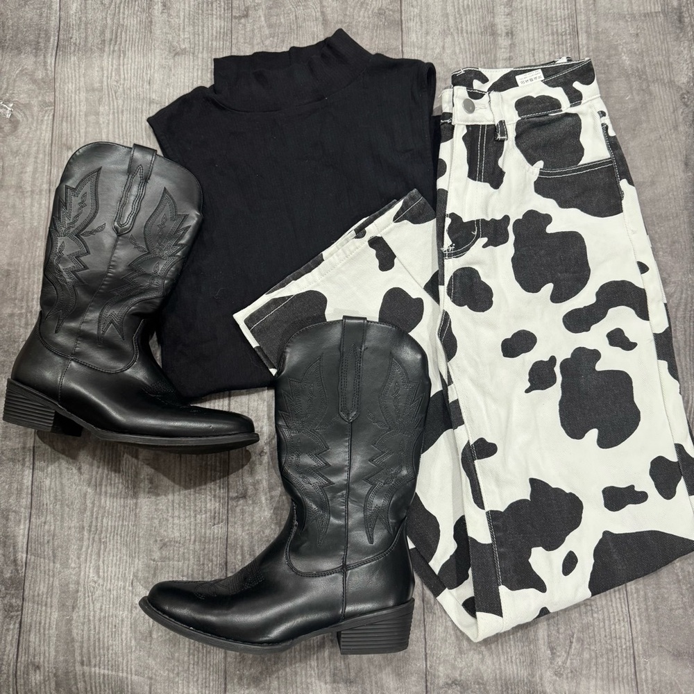 SHEIN Cow print Straight Leg Jeans